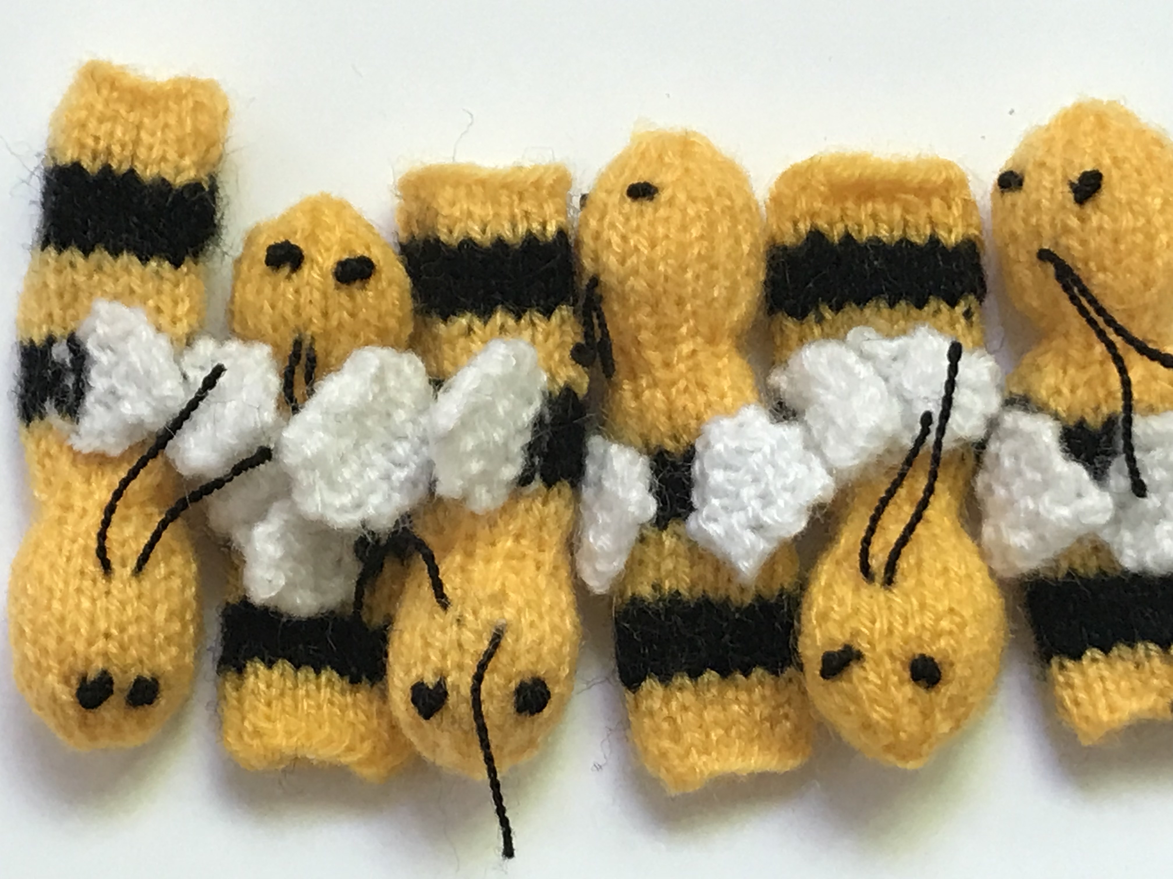 The Puppet Company Bee Finger Children Toys Puppets, 